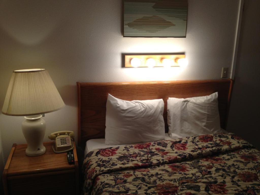 Cozy Cove Beachfront Resort Inn Lincoln City Zimmer foto